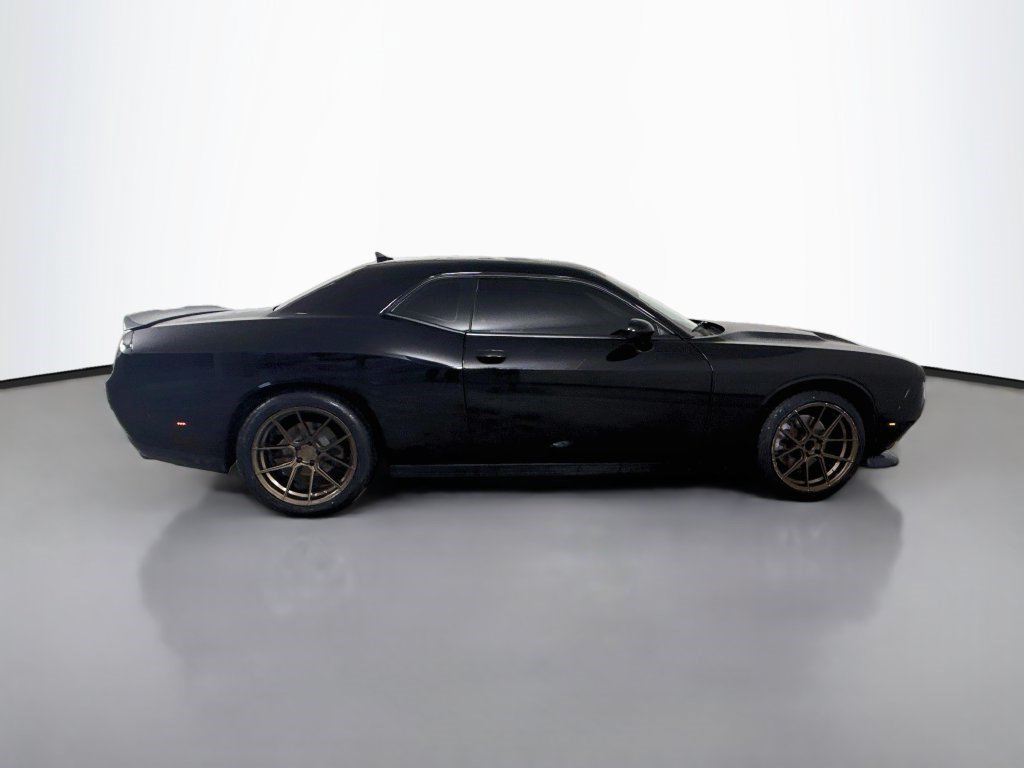 Used 2020 Dodge Challenger R/T RWD image 11