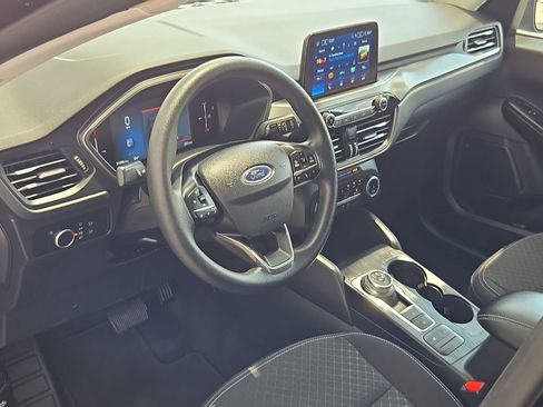 Used 2025 Ford Escape Active FWD image 13