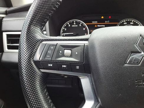 Used 2022 Mitsubishi Outlander SEL AWD/4WD image 26