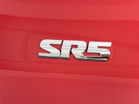 Certified 2024 Toyota 4Runner SR5 Premium AWD/4WD image 15