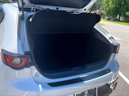 Used 2024 MAZDA MAZDA3 s FWD image 37