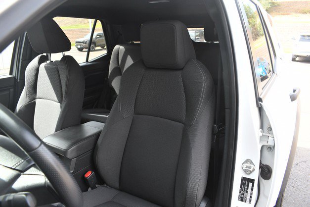 Certified 2025 Toyota 4Runner SR5 AWD/4WD image 17