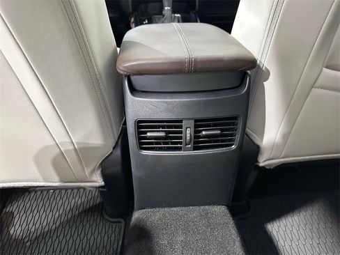 Used 2023 MAZDA CX-30 AWD 2.5 S w/ Premium Package image 18