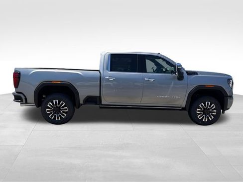 New 2026 GMC Sierra 2500 Denali Ultimate AWD/4WD image 8