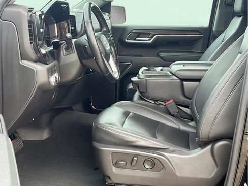 Used 2024 GMC Sierra 1500 SLT image 15
