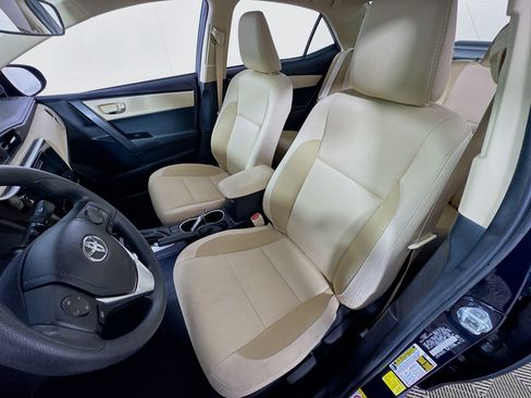Used 2019 Toyota Corolla LE FWD image 12