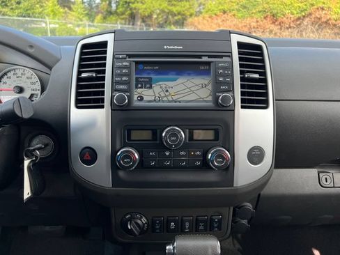 Used 2016 Nissan Frontier PRO-4X AWD/4WD image 22