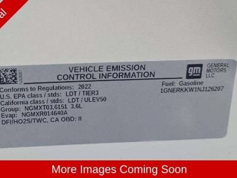 Used 2022 Chevrolet Traverse Premier w/ Redline Edition FWD image 8
