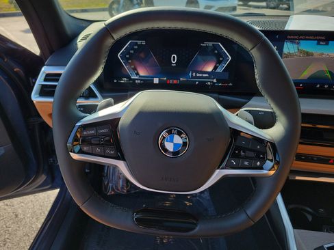 Used 2025 BMW 330i Sedan image 28