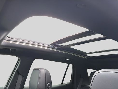 New 2026 GMC Terrain Elevation w/ Elevation Premium Package image 10