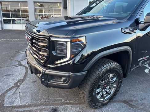 New 2026 GMC Sierra 1500 AT4X image 8
