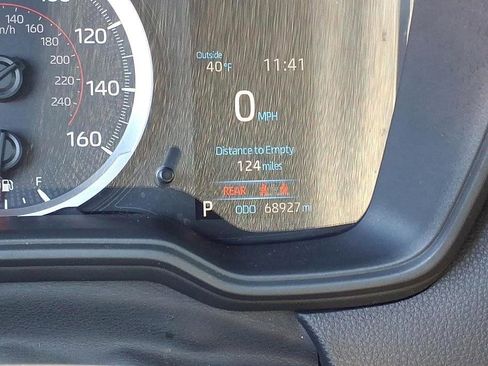 Used 2020 Toyota Corolla SE image 32