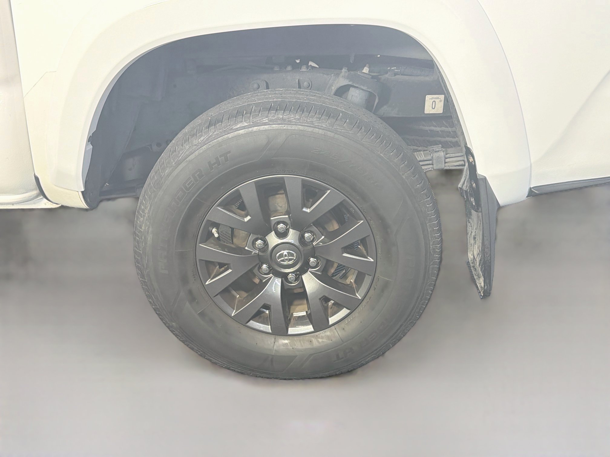 Used 2020 Toyota Tacoma SR5 RWD image 11