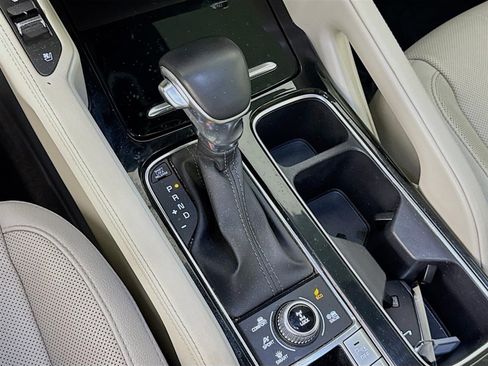 Certified 2022 Kia Telluride EX w/ EX Premium Package image 19