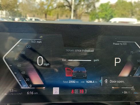 Used 2024 BMW 530i image 27