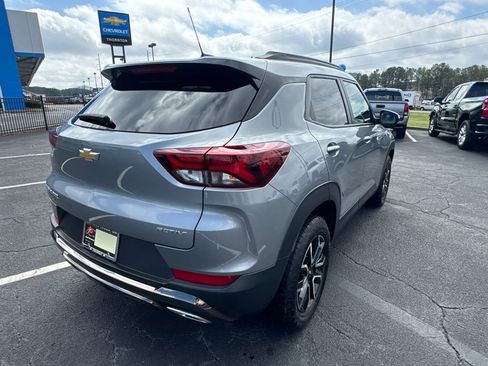 Used 2023 Chevrolet TrailBlazer ACTIV image 6