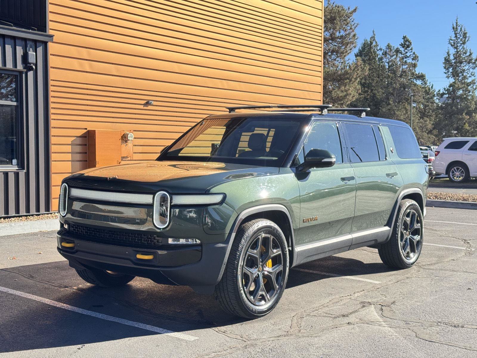 Used 2023 Rivian R1S Adventure Quad AWD/4WD image 1