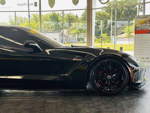 Used 2016 Chevrolet Corvette Z06 w/ 2LZ Preferred Equipment Group RWD image 5