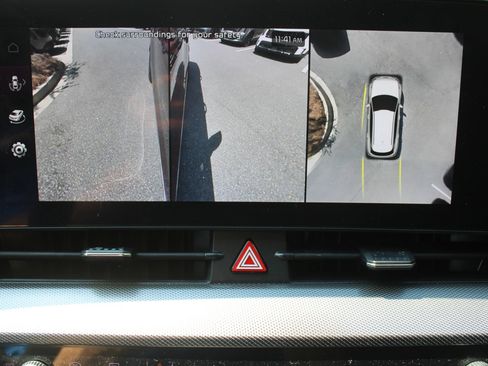 Certified 2025 Kia Sportage SX FWD image 55