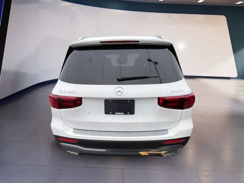 Certified 2025 Mercedes-Benz GLB 250 4MATIC image 3