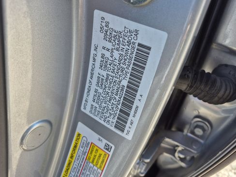 Used 2019 Honda Accord Touring image 25