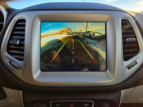 Used 2019 Jeep Compass Latitude w/ Popular Equipment Group image 25