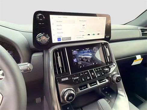 New 2026 Lexus LX 700h Luxury image 30