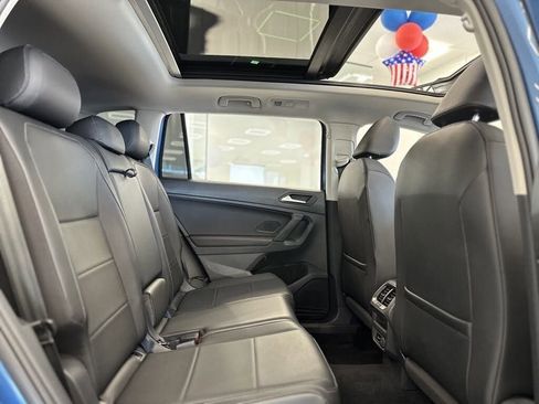 Used 2019 Volkswagen Tiguan SE w/ Panoramic Sunroof Package image 20