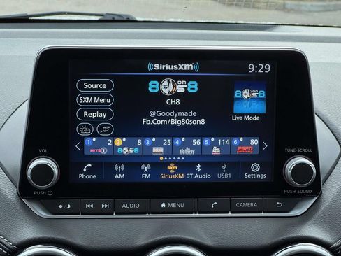 Used 2025 Nissan Sentra SV FWD image 3