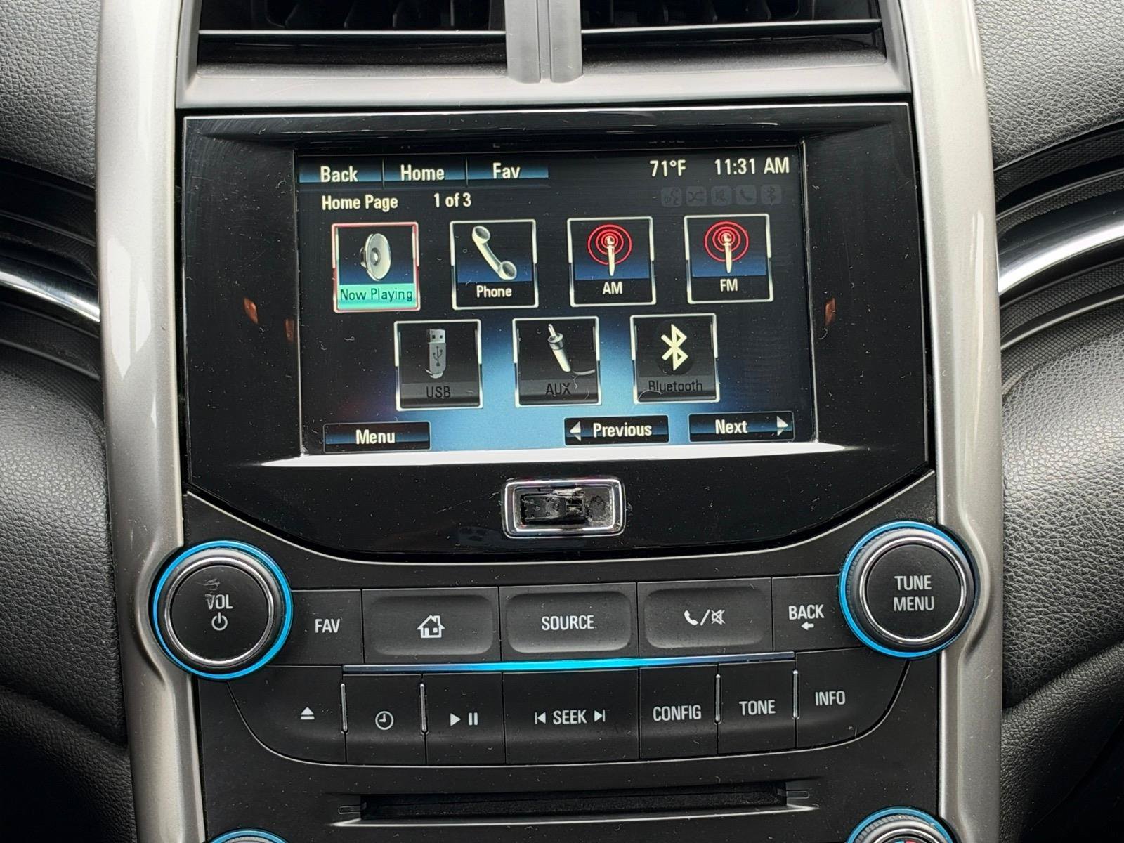 Used 2015 Chevrolet Malibu LT FWD image 9
