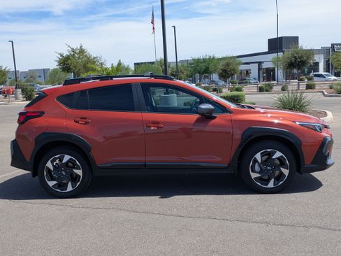 Used 2024 Subaru Crosstrek 2.5i Limited w/ Popular Package #4A AWD/4WD image 6