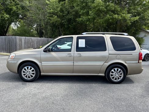 Used 2005 Buick Terraza CXL FWD image 3