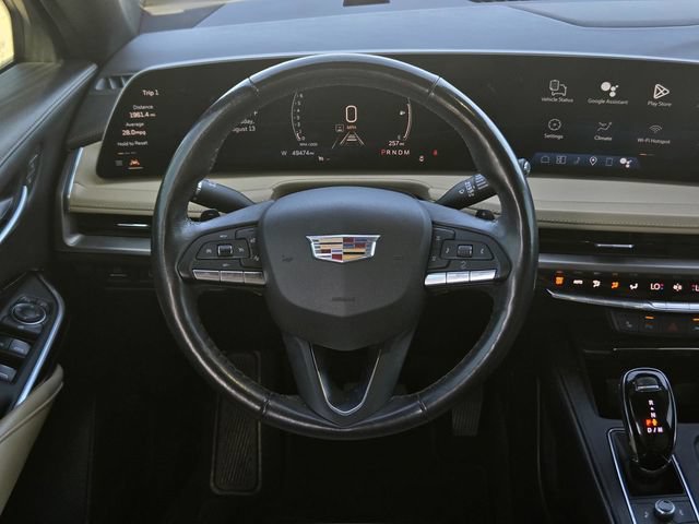 Used 2024 Cadillac XT4 Luxury w/ Cold Weather Package FWD image 26
