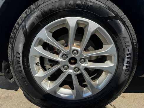 Used 2020 Ford Escape SE FWD image 22