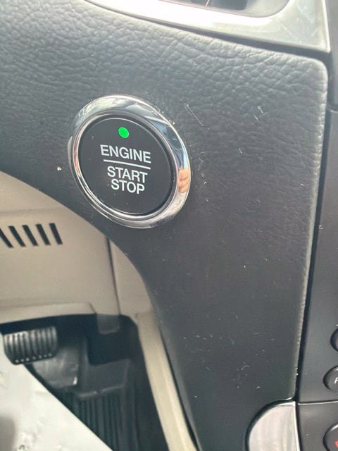 Used 2020 Ford Edge Titanium AWD/4WD image 31