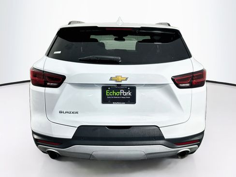 Used 2024 Chevrolet Blazer LT w/ Convenience Package FWD image 7