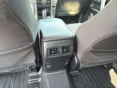 Used 2017 Toyota 4Runner SR5 AWD/4WD image 20