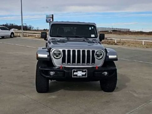 Used 2018 Jeep Wrangler Unlimited Rubicon w/ Dual Top Group image 3