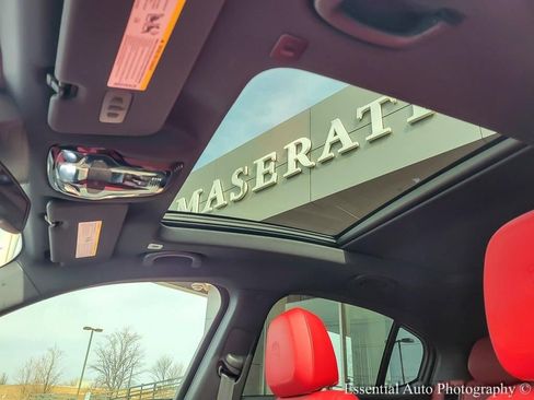 New 2025 Alfa Romeo Stelvio Sprint w/ Veloce Package image 8