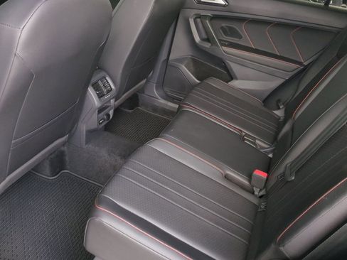Used 2024 Volkswagen Tiguan Wolfsburg Edition AWD/4WD image 13