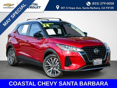 Used 2024 Nissan Kicks SV w/ Exterior Package FWD image 1