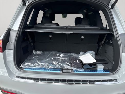 New 2026 Mercedes-Benz GLS 580 GLS 580 image 24