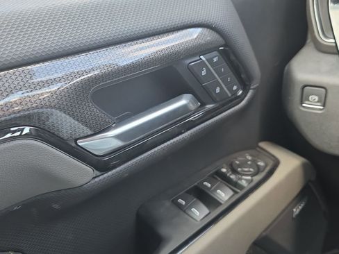 Used 2026 Chevrolet Silverado 2500 ZR2 w/ LPO, Dark Essentials Package image 11