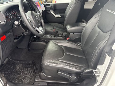 Used 2016 Jeep Wrangler Rubicon image 9