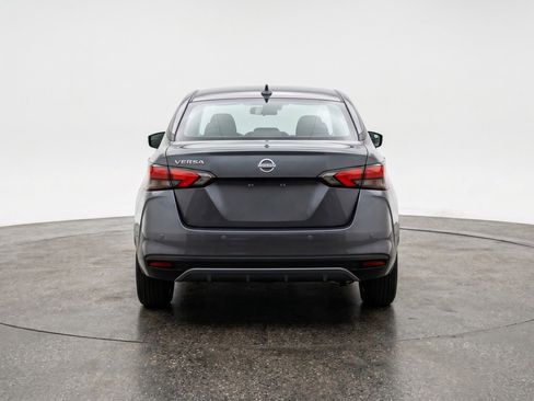 Used 2025 Nissan Versa SV FWD image 7