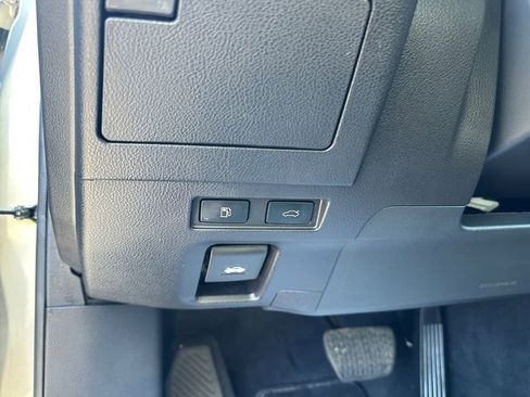 Used 2022 Lexus ES 350 w/ Premium Package image 21