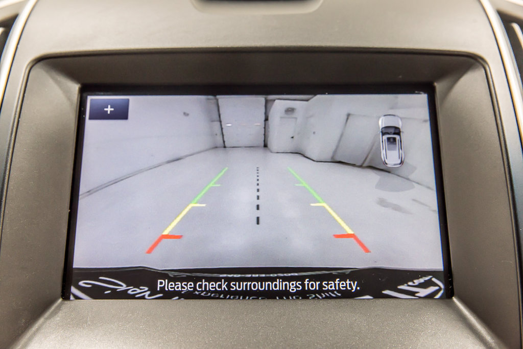 Used 2020 Ford Edge SEL FWD image 15