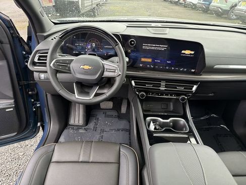 New 2026 Chevrolet Traverse High Country AWD/4WD image 13
