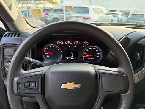 Used 2021 Chevrolet Silverado 1500 Custom image 19