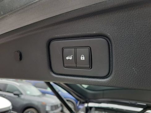 New 2026 Nissan Pathfinder SL FWD image 28